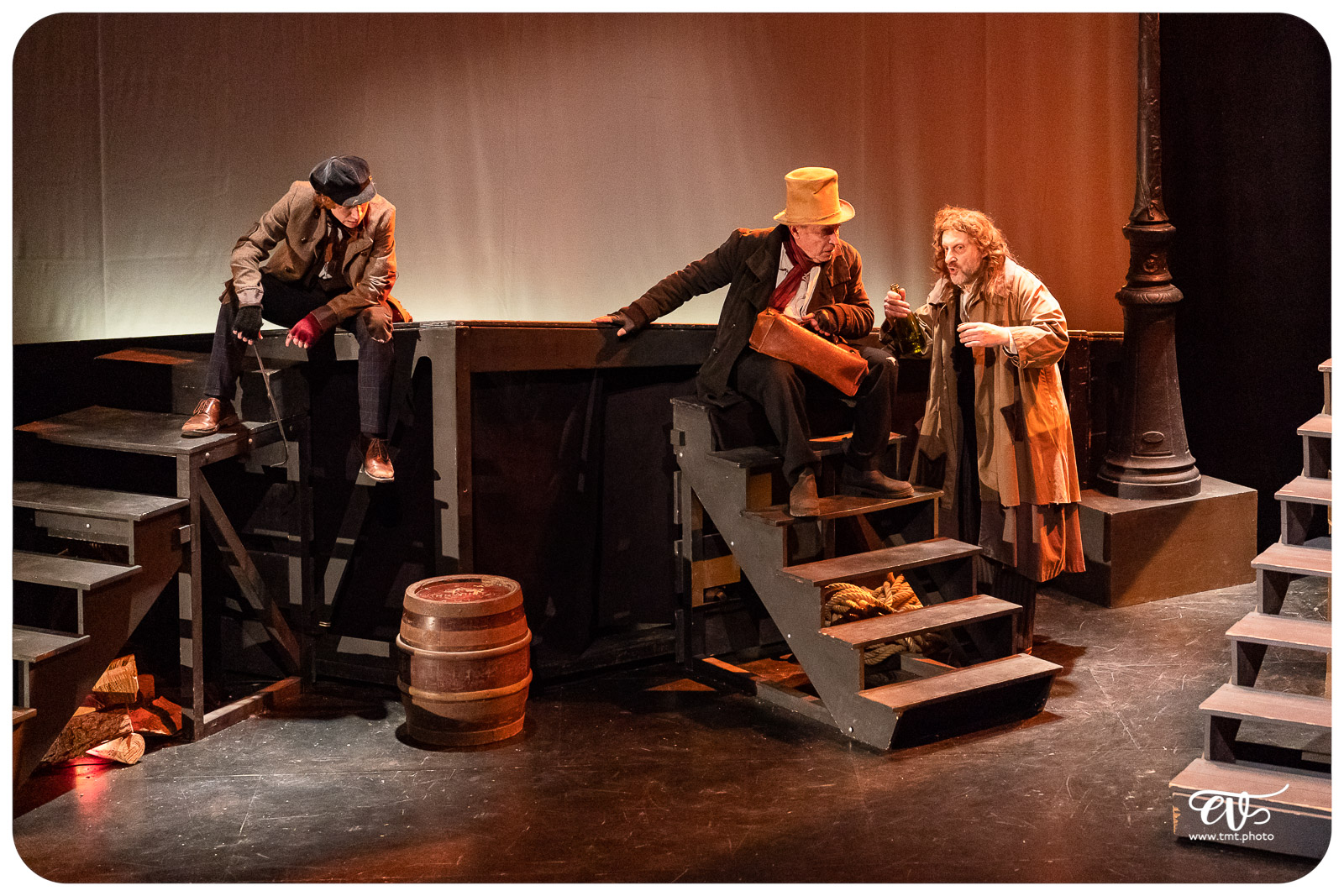 OLIVER TWIST (CIE LA MESNIE H.)